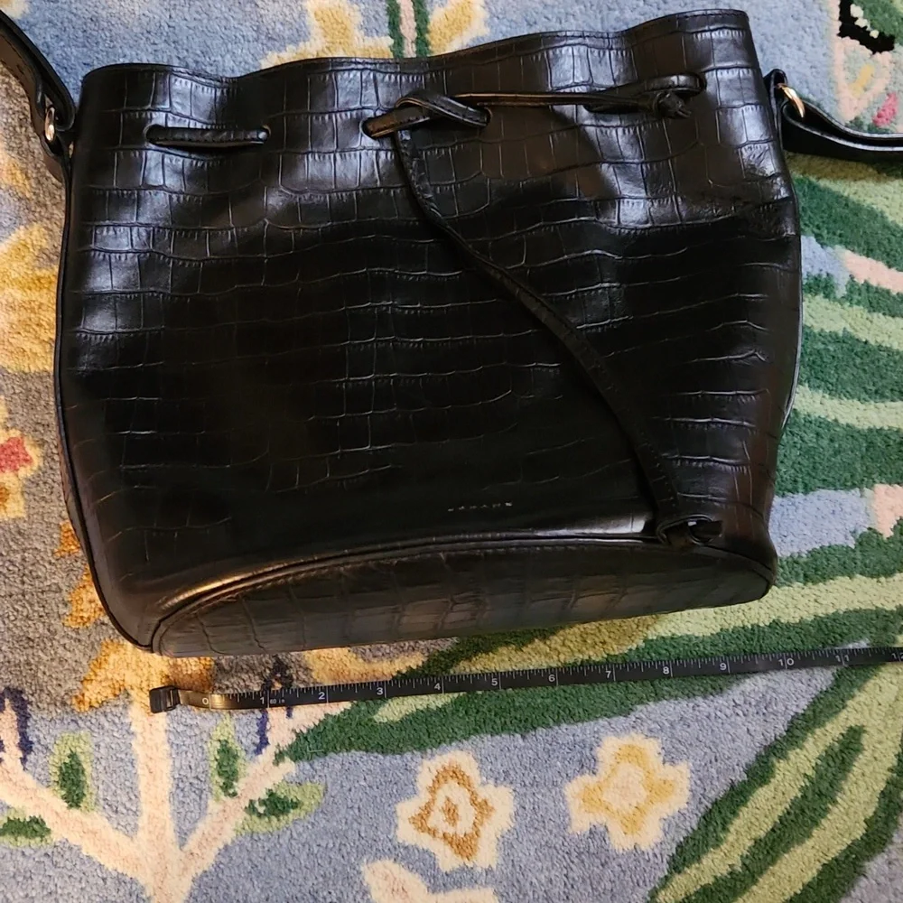 Sezane Farrow Croc Embossed Farrow Bucket Back - Picture 11 of 12